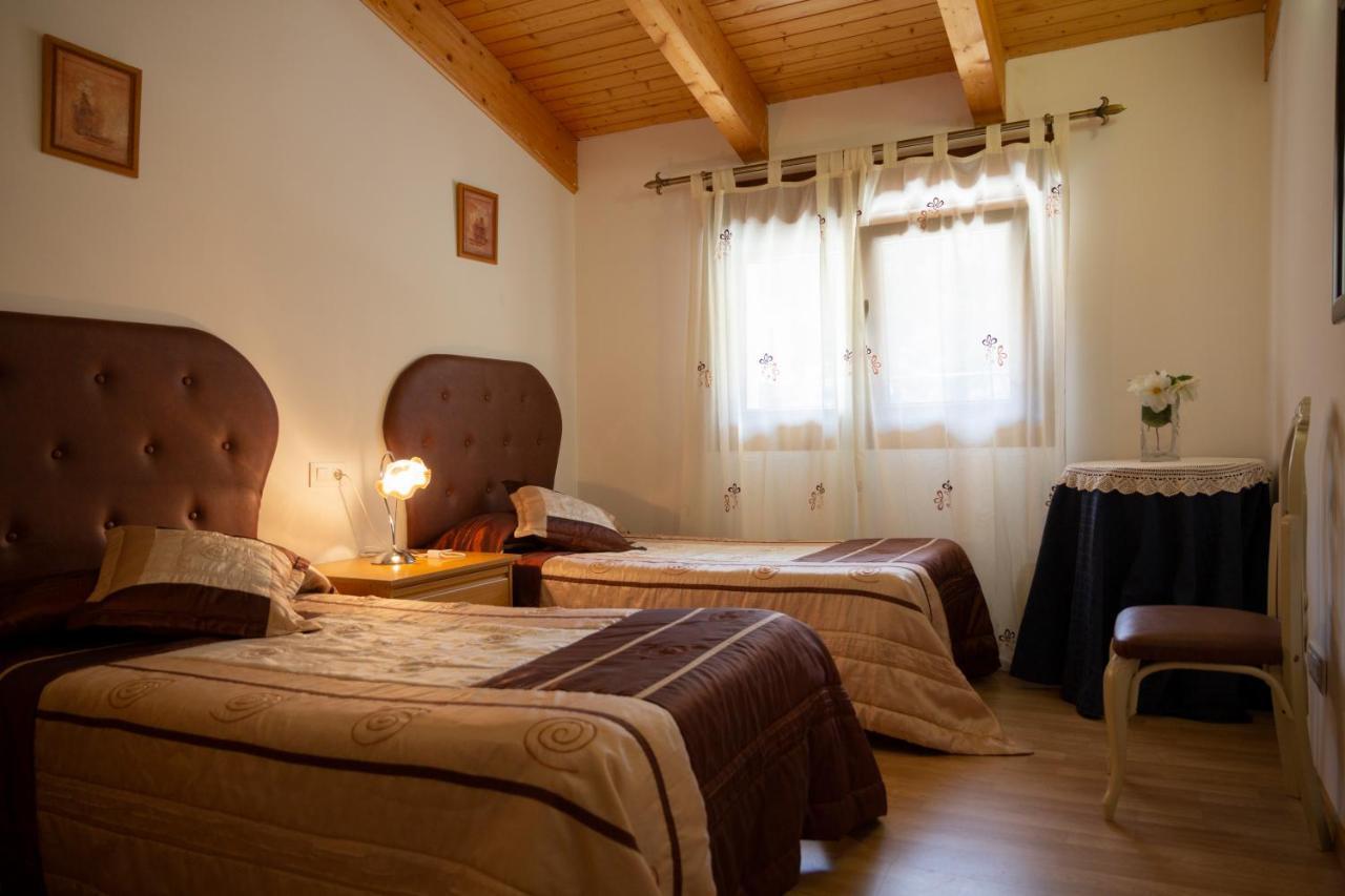 Casa Rural Mirador De Pinares San Leonardo de Yagüe Esterno foto